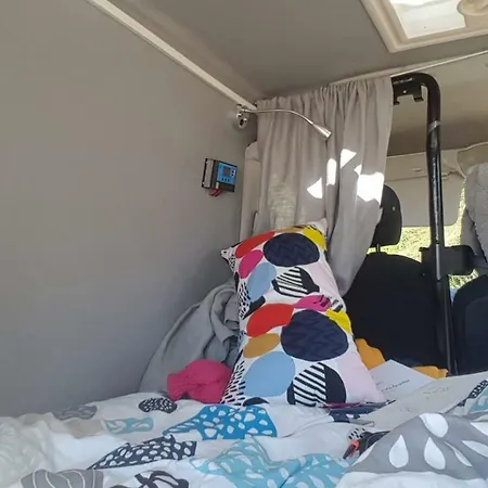 キャンプ場 Roadcampers Sunny Locations *