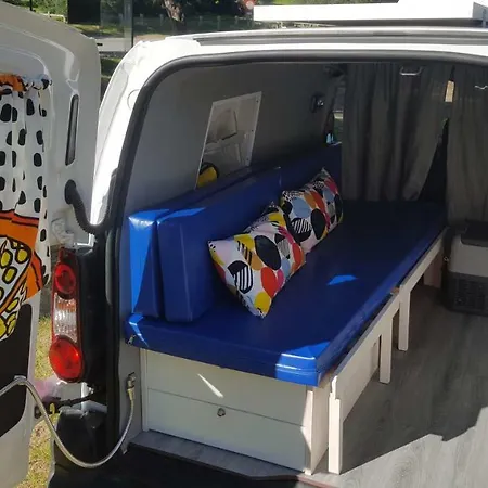 Roadcampers Sunny Locations * ロウレス